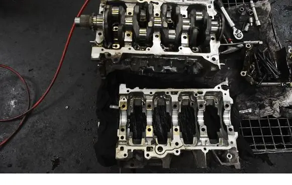 Toyota Auris 150 Engine block 1AD