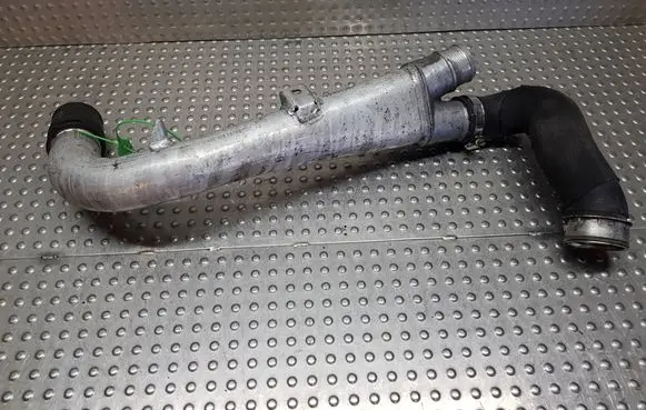Volkswagen Phaeton Intercooler hose/pipe S26370586 3D0145840P