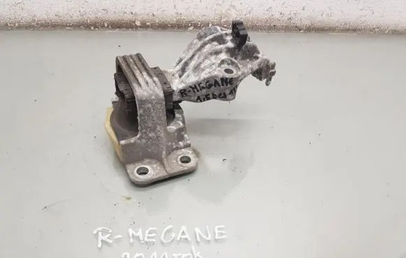Renault Megane III Engine mount vacuum valve 