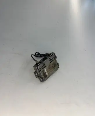 Audi A4 S4 B9 Aerial antenna amplifier 4N0035456 17400111