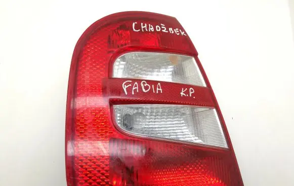 Skoda Fabia Mk1 (6Y) Rear/tail lights 6Y6945095D