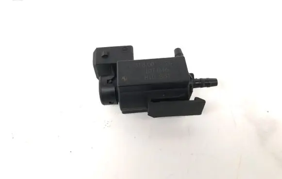 BMW 7 F01 F02 F03 F04 Turbo solenoid valve 70231800 10T036 7810831