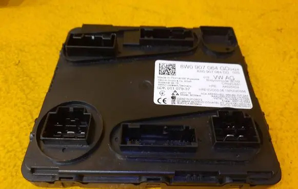 Audi A4 S4 B9 Comfort/convenience module 8W0907064GD
