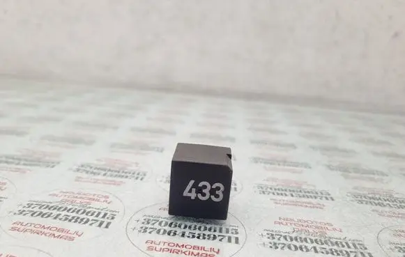 Audi A4 S4 B5 8D Other relay