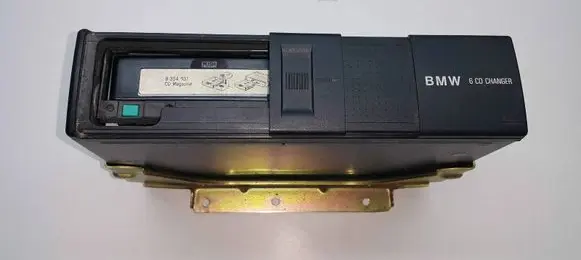 BMW 3 E46 CD/DVD changer 8377049 65.12-8377049