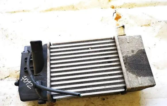 Toyota Urban Cruiser (XP110) Intercooler radiator jd1271005100 jd127100-5100