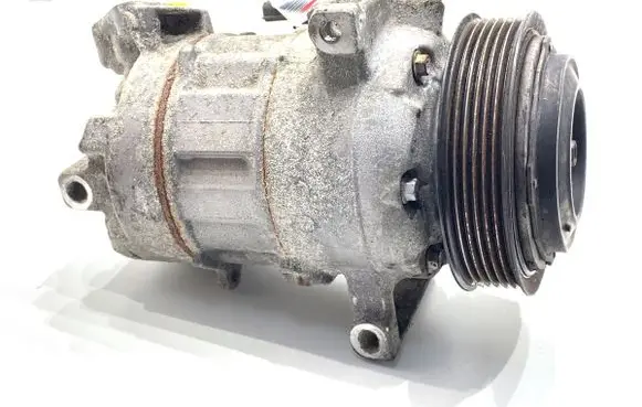 Nissan Qashqai Air conditioning (A/C) compressor (pump) 926004PB0A