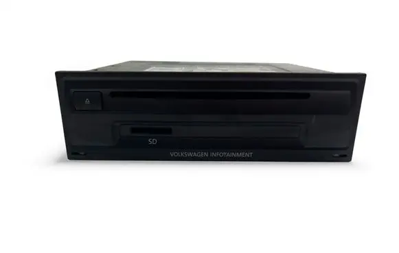 Volkswagen Golf Sportsvan Radio/CD/DVD/GPS head unit 3Q0035824A