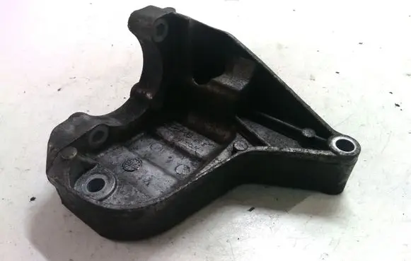 BMW 3 E90 E91 Power steering pump mounting bracket 7692974 7692974546