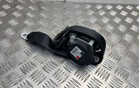 Volkswagen Golf V Front seatbelt 1K4857705AR