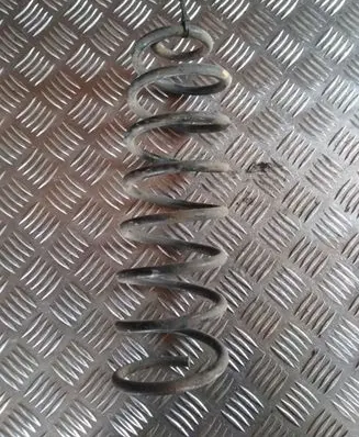 Volkswagen Golf III Rear coil spring
