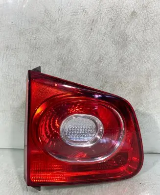 Volkswagen Tiguan Tailgate rear/tail lights 5n0945093c
