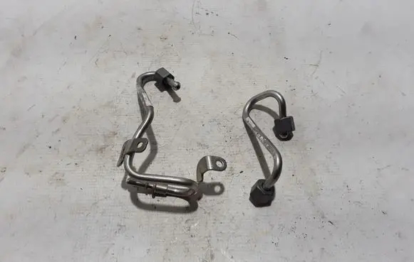 Renault Kadjar Fuel injector supply line/pipe 164454443R