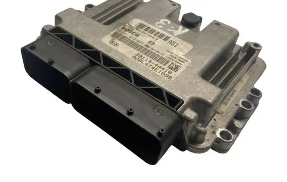 KIA Sorento Engine control unit/module 391144A410 90BL4T4EI03S 0281013048