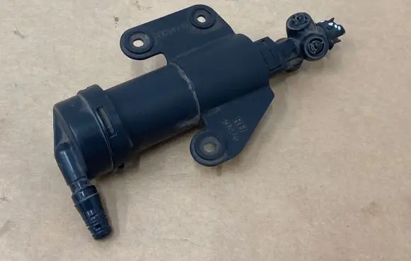 Bentley Continental Headlight washer spray nozzle 21378 21385