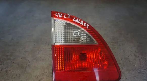 Ford Galaxy Tailgate rear/tail lights 7M5945093B