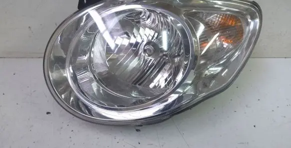 KIA Picanto Headlight/headlamp 9210107XXX