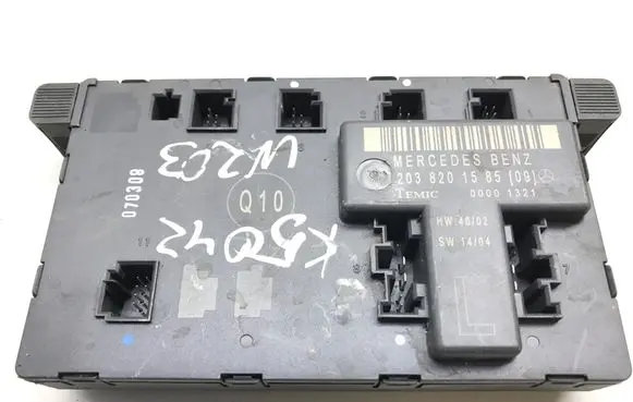 Mercedes-Benz C W203 Door control unit/module 2038201585 00001321 K5042