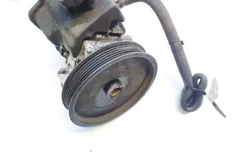 Mercedes-Benz C AMG W204 Power steering pump 7691332154