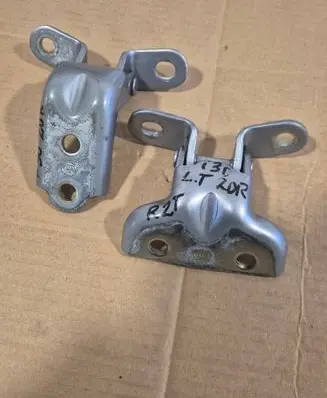 Hyundai i30 Rear door hinge set 