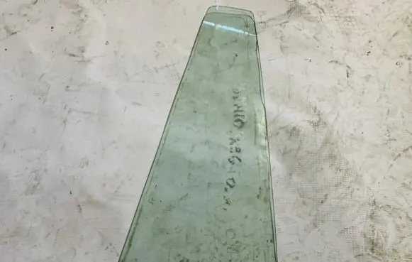 Mazda Demio Rear vent window glass 