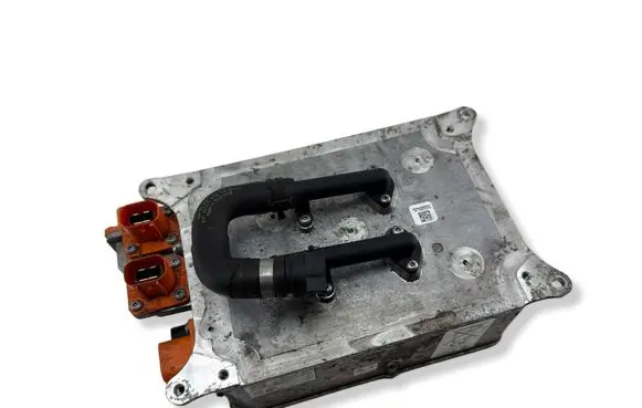 Volkswagen Golf VII Battery charger (optional) 5QE915682AF