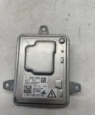 BMW 3 F30 F35 F31 Headlight ballast module Xenon 7296090 130732931700 10EEG111308