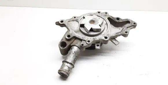 Mercedes-Benz Vito Viano W638 Water pump