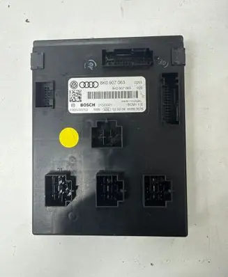 Audi Q5 SQ5 8R Comfort/convenience module 8K0907063 F005V00753 01022001