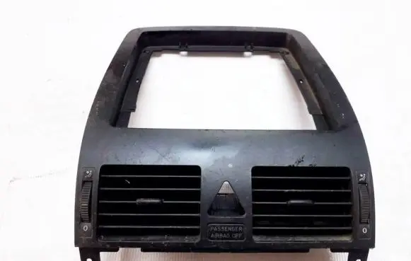 Volkswagen Touran I Dash center air vent grill 1t1819728 251030118