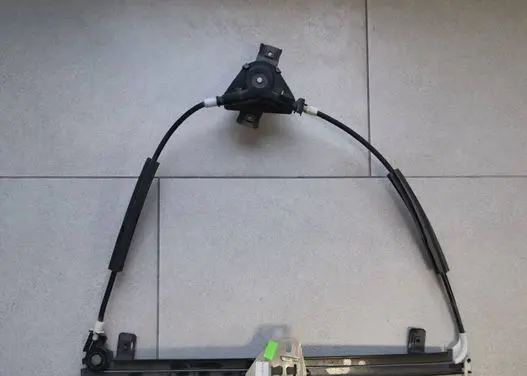 Volkswagen Golf II Front door manual window regulator 191837402B