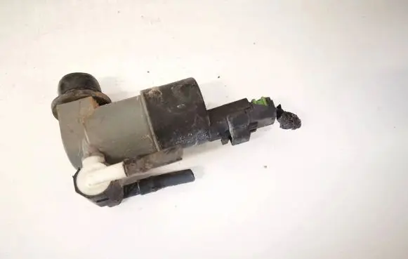 Nissan Qashqai Windscreen/windshield washer pump 9641553880 9641553980