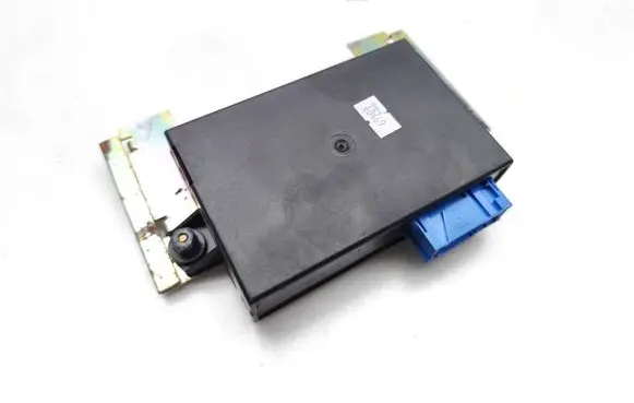 BMW 7 E38 Cruise control unit/module 8369062 412230 65718369062