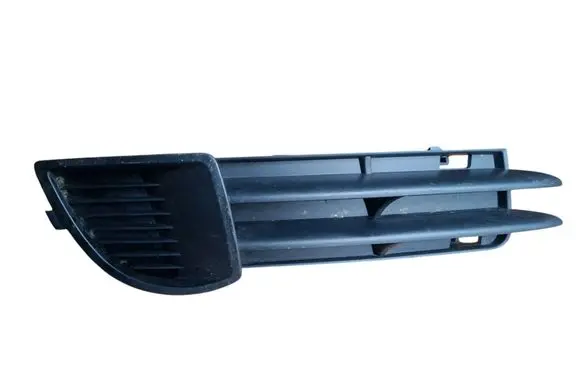 Audi A3 S3 8P Front bumper lower grill 8P4807682A