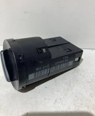 Volkswagen Golf IV Light switch 1C0941531
