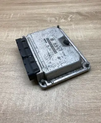 Volkswagen New Beetle Engine control unit/module ECU 038906019MT 0281011413