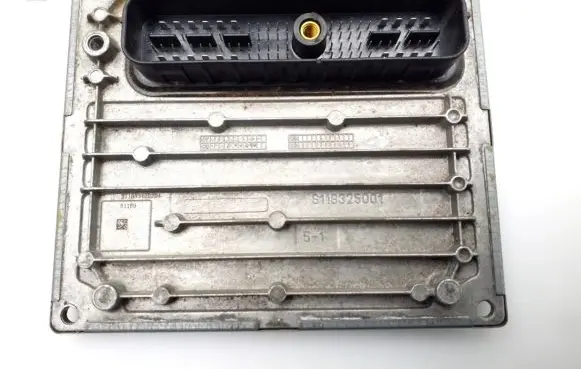 Ford Focus Engine control unit/module 7M5112A650AFD
