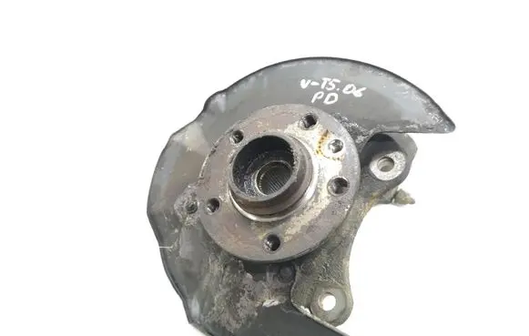 Volkswagen Transporter - Caravelle T5 Front wheel hub