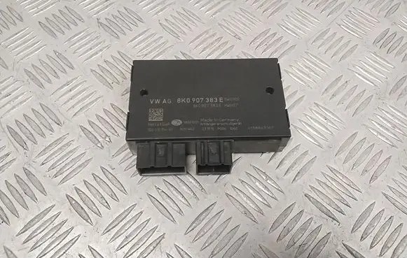 Audi A4 S4 B8 8K Tow bar trailer control unit/module 8K0907383E