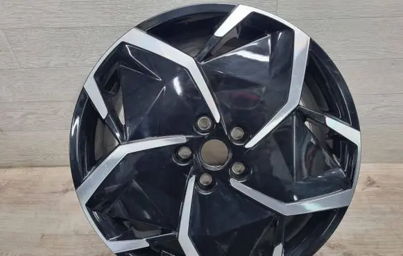 R19 alloy rim