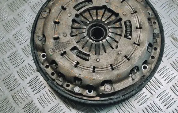 BMW X3 E83 Clutch set kit 7553010 7577479 7552656