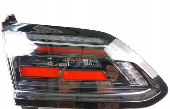 Volkswagen Arteon Tailgate rear/tail lights 3G8945307AF