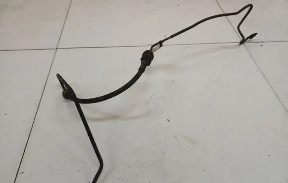 Mazda 3 II Clutch pipe/line