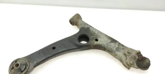 Toyota Corolla Verso AR10 Front lower control arm/wishbone
