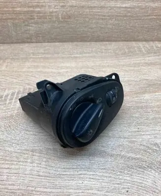Ford Focus Light switch 98AG13A024CH