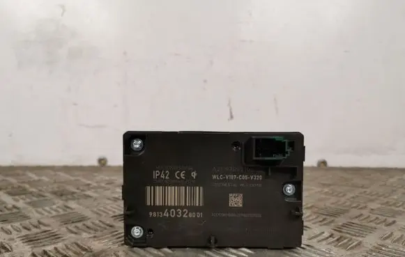Peugeot 508 Wireless charging module 9813403280