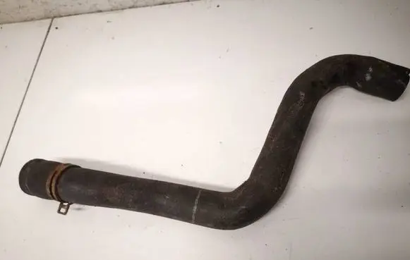 Ford Focus C-MAX Engine coolant pipe/hose 3M5H8260EJ