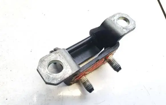 Chevrolet Captiva Tailgate/trunk/boot hinge