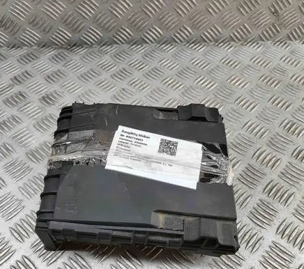 Audi Q3 8U Fuse module 63595743 1K0937132F
