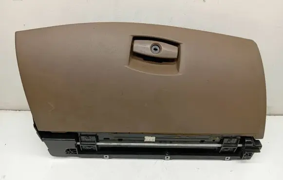 BMW 5 E60 E61 Glove box 7034080 121451